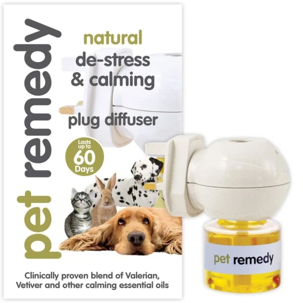 Pet Remedy Natural Plug-in Diffuser & Bottle 2 Pet Remedy Natural Plug-in Diffuser & Bottle - Image 2